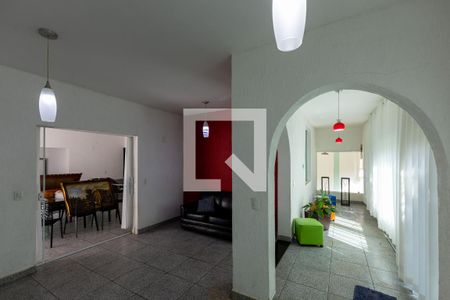 Sala de TV de casa para alugar com 4 quartos, 220m² em Vila do Ouro, Nova Lima