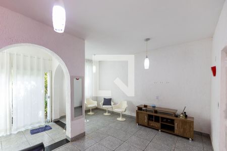 Sala de TV de casa para alugar com 4 quartos, 220m² em Vila do Ouro, Nova Lima