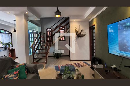 Sala de casa de condomínio à venda com 3 quartos, 168m² em Recreio dos Bandeirantes, Rio de Janeiro