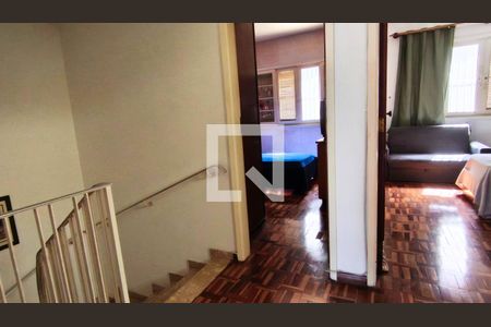 Corredor de casa à venda com 3 quartos, 170m² em Lapa, São Paulo