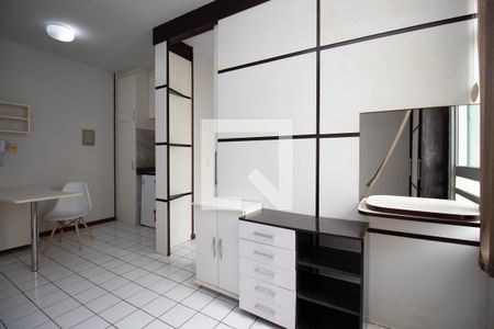 Sala de kitnet/studio para alugar com 1 quarto, 30m² em Asa Norte, Brasília