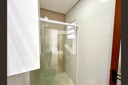 Banheiro  de casa para alugar com 2 quartos, 60m² em Jardim Arapongas, Guarulhos