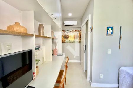 Suite 1 de apartamento à venda com 3 quartos, 90m² em Leblon, Rio de Janeiro