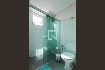 Banheiro da Suíte 1 de apartamento para alugar com 2 quartos, 80m² em Santa Monica, Belo Horizonte