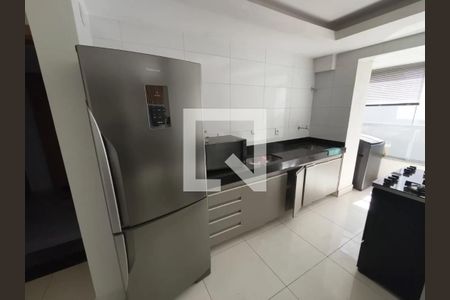 Cozinha de apartamento para alugar com 2 quartos, 92m² em Santa Mônica, Uberlândia