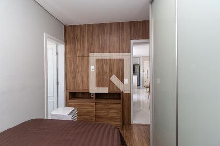 Quarto 1 de apartamento para alugar com 2 quartos, 60m² em Castelo, Belo Horizonte