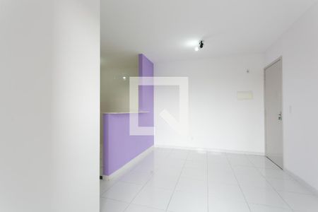 Sala de apartamento à venda com 2 quartos, 48m² em Vila Taquari, São Paulo