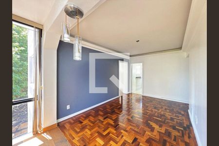 Sala  de apartamento para alugar com 2 quartos, 65m² em Passo d’Areia, Porto Alegre