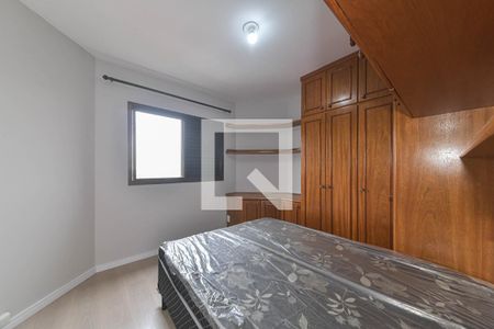 Quarto 1 de apartamento para alugar com 2 quartos, 60m² em Vila Aeroporto, São Paulo