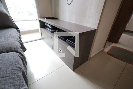 Sala de apartamento à venda com 2 quartos, 40m² em Vila Bela Vista, Santo André