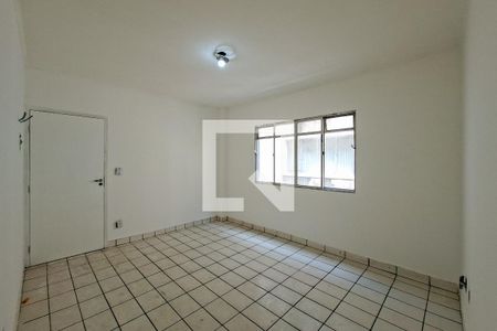 Sala de apartamento para alugar com 1 quarto, 70m² em Guilhermina, Praia Grande