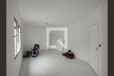 Sala  de apartamento para alugar com 1 quarto, 68m² em Guilhermina, Praia Grande