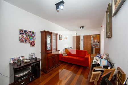 Sala de apartamento à venda com 3 quartos, 90m² em São Pedro, Belo Horizonte
