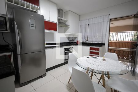 Cozinha de casa para alugar com 2 quartos, 132m² em Jardim Utinga, Santo André