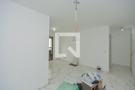 Sala de apartamento para alugar com 3 quartos, 65m² em Jardim Neide, São Paulo