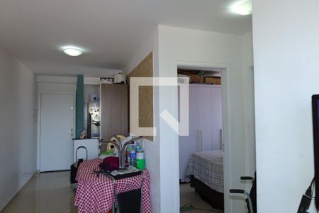Sala de apartamento para alugar com 2 quartos, 45m² em Itaquera, São Paulo