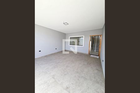 Casa à venda com 3 quartos, 155m² em Parque das Nações, Santo André