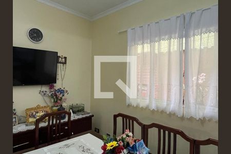 Casa à venda com 3 quartos, 204m² em Jardim Rina, Santo André