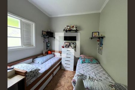 Casa à venda com 3 quartos, 204m² em Jardim Rina, Santo André