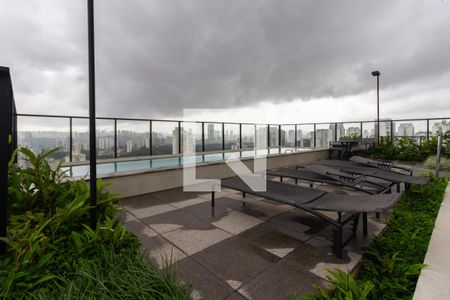 Piscina de apartamento para alugar com 1 quarto, 24m² em Santo Amaro, São Paulo