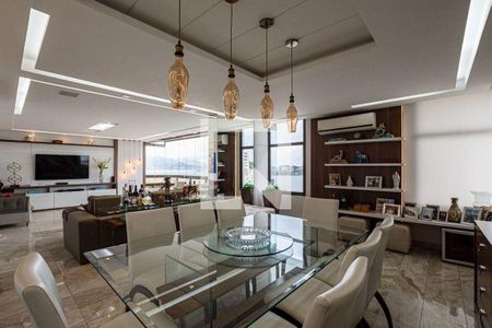 Apartamento à venda com 4 quartos, 192m² em Icaraí, Niterói