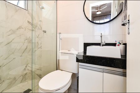 Banheiro Suíte de apartamento à venda com 3 quartos, 68m² em Monsenhor Messias, Belo Horizonte