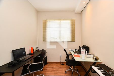 Quarto 2 de apartamento à venda com 3 quartos, 68m² em Monsenhor Messias, Belo Horizonte