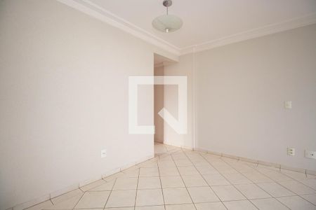 Sala de apartamento para alugar com 3 quartos, 84m² em Q 204, Brasília