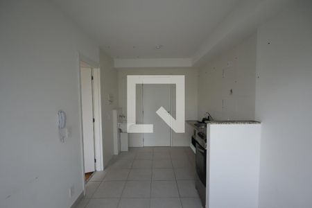 Sala - cozinha - Área de serviço  de apartamento para alugar com 1 quarto, 27m² em Jardim Cidalia, São Paulo