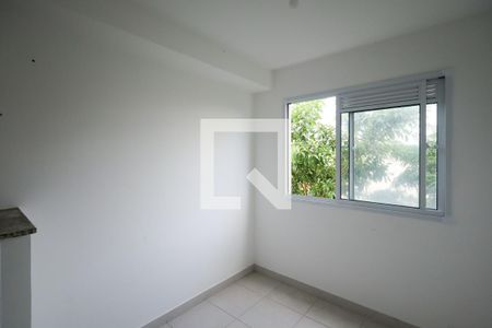 Sala - cozinha - Área de serviço  de apartamento para alugar com 1 quarto, 27m² em Jardim Cidalia, São Paulo