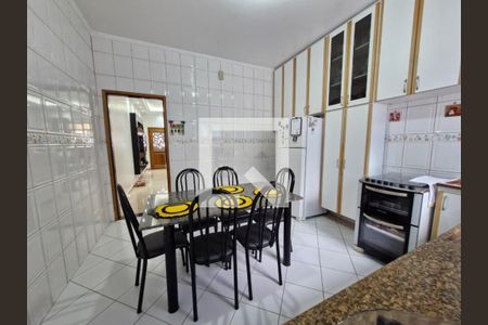 Casa à venda com 2 quartos, 100m² em Vila Guilherme, São Paulo