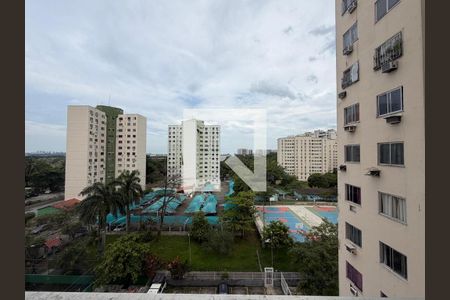 Quarto 1 - Vista de apartamento para alugar com 2 quartos, 60m² em Jacarepaguá, Rio de Janeiro