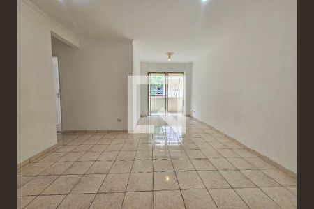 Sala de apartamento para alugar com 3 quartos, 90m² em Jardim Sandra, São Paulo