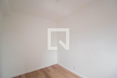 Quarto 1 de apartamento para alugar com 2 quartos, 44m² em Vila Albertina, São Paulo