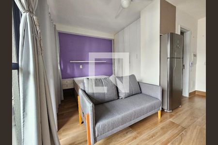 Sala/Quarto de kitnet/studio à venda com 1 quarto, 25m² em Campo Belo, São Paulo