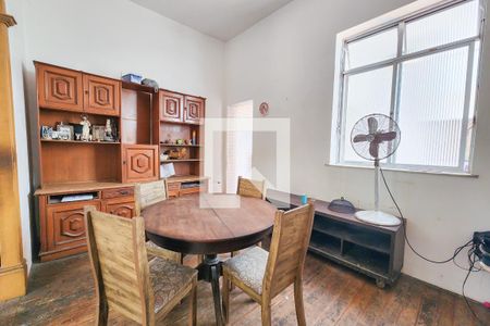 Sala de casa para alugar com 6 quartos, 200m² em Laranjeiras, Rio de Janeiro