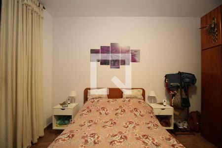 suíte  de casa de condomínio à venda com 3 quartos, 182m² em Parque Assuncao, Taboão da Serra