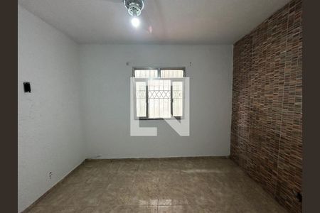 Suíte de casa para alugar com 2 quartos, 49m² em Turiaçú, Rio de Janeiro