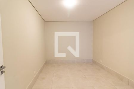 Quarto 2 de casa para alugar com 3 quartos, 120m² em Vila Arriete, São Paulo