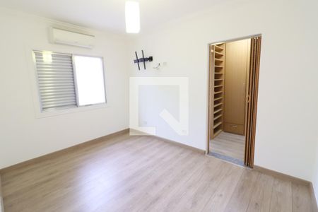 Suíte 1 de casa à venda com 4 quartos, 150m² em Pestana, Osasco