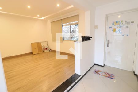 Sala de casa à venda com 4 quartos, 150m² em Pestana, Osasco