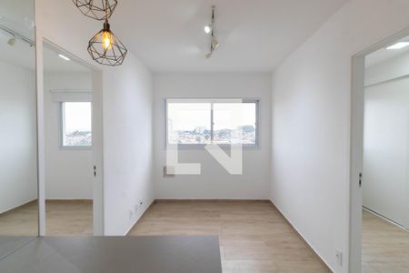 Sala e Cozinha de apartamento à venda com 2 quartos, 37m² em Vila Pierina, São Paulo