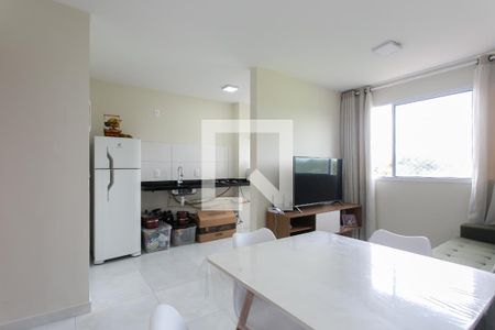 Sala de apartamento para alugar com 2 quartos, 44m² em Colônia (zona Leste), São Paulo