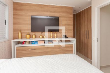 Quarto Suíte 1 de apartamento para alugar com 2 quartos, 107m² em Vila Isa, São Paulo