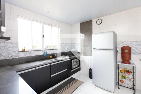 Casa para alugar com 2 quartos, 453m² em Milionários, Belo Horizonte