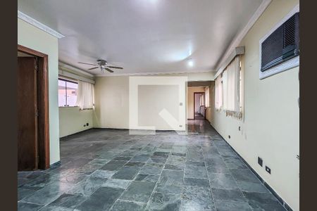 Sala de apartamento para alugar com 3 quartos, 86m² em Boqueirão, Praia Grande