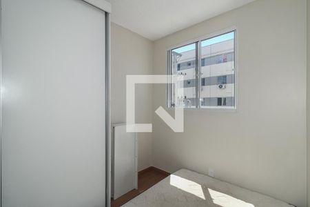 Quarto 2 de apartamento para alugar com 2 quartos, 52m² em Santa Fé, Porto Alegre