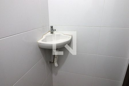 Apartamento para alugar com 71m², 2 quartos e sem vagaBanheiro Auxiliar