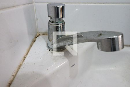 Apartamento para alugar com 71m², 2 quartos e sem vagaBanheiro Auxiliar - Torneira