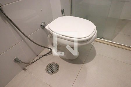 Apartamento para alugar com 71m², 2 quartos e sem vagaBanheiro 